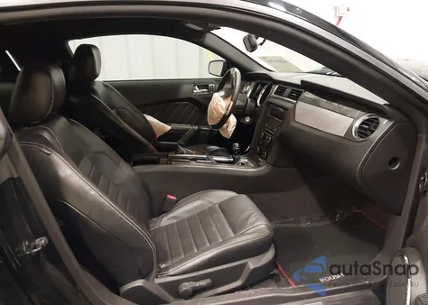 2010 Ford Mustang Gt/Gt Premium from USA, damaged, VIN 1ZVBP8CH6A5101971